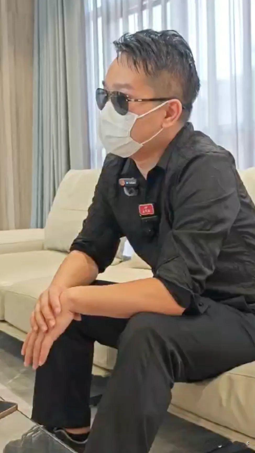 养8年仨娃全非亲生！女方说养孩子天经地义

咱实打实说，我刚扒完这庭审细节，手里