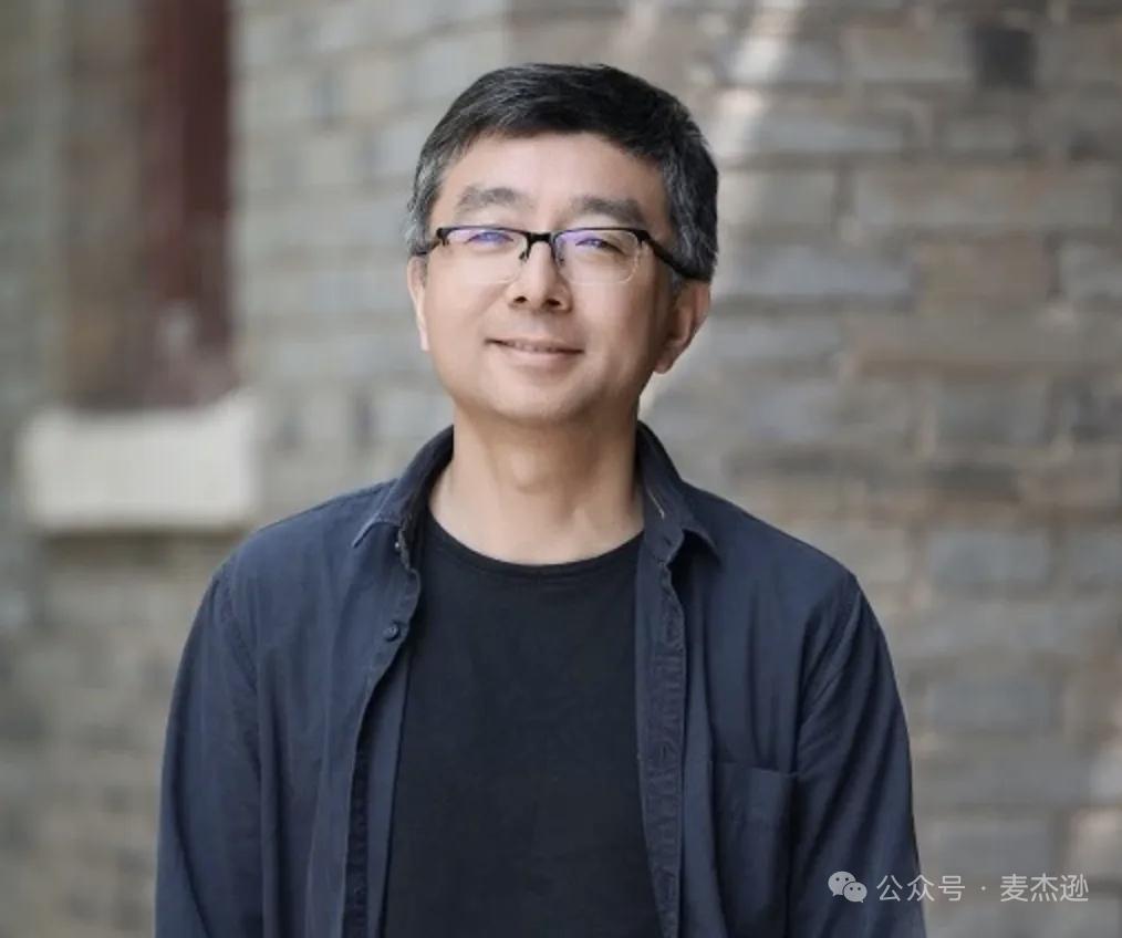 南京大学数学学院喻良教授的辞职信火了。
这不是辞职信，这就是一个辞掉院长职务而已