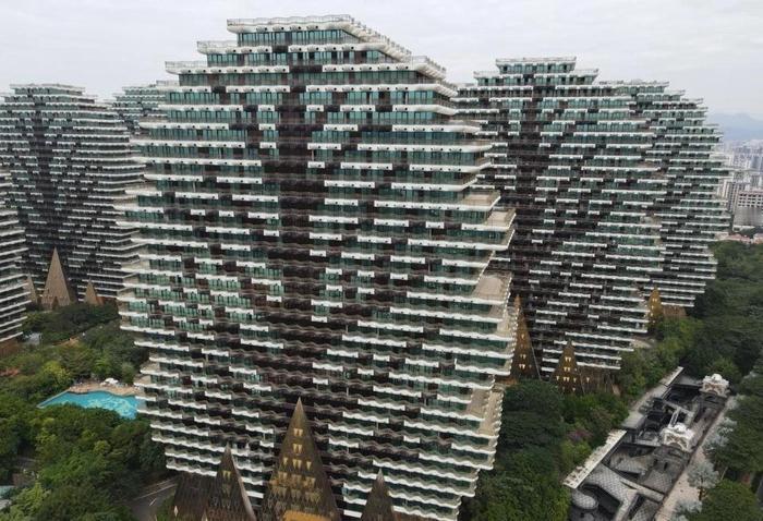 许家印8月20日深圳中院一审落槌：无期徒刑，没收个人全部财产；恒大集团、恒大地产