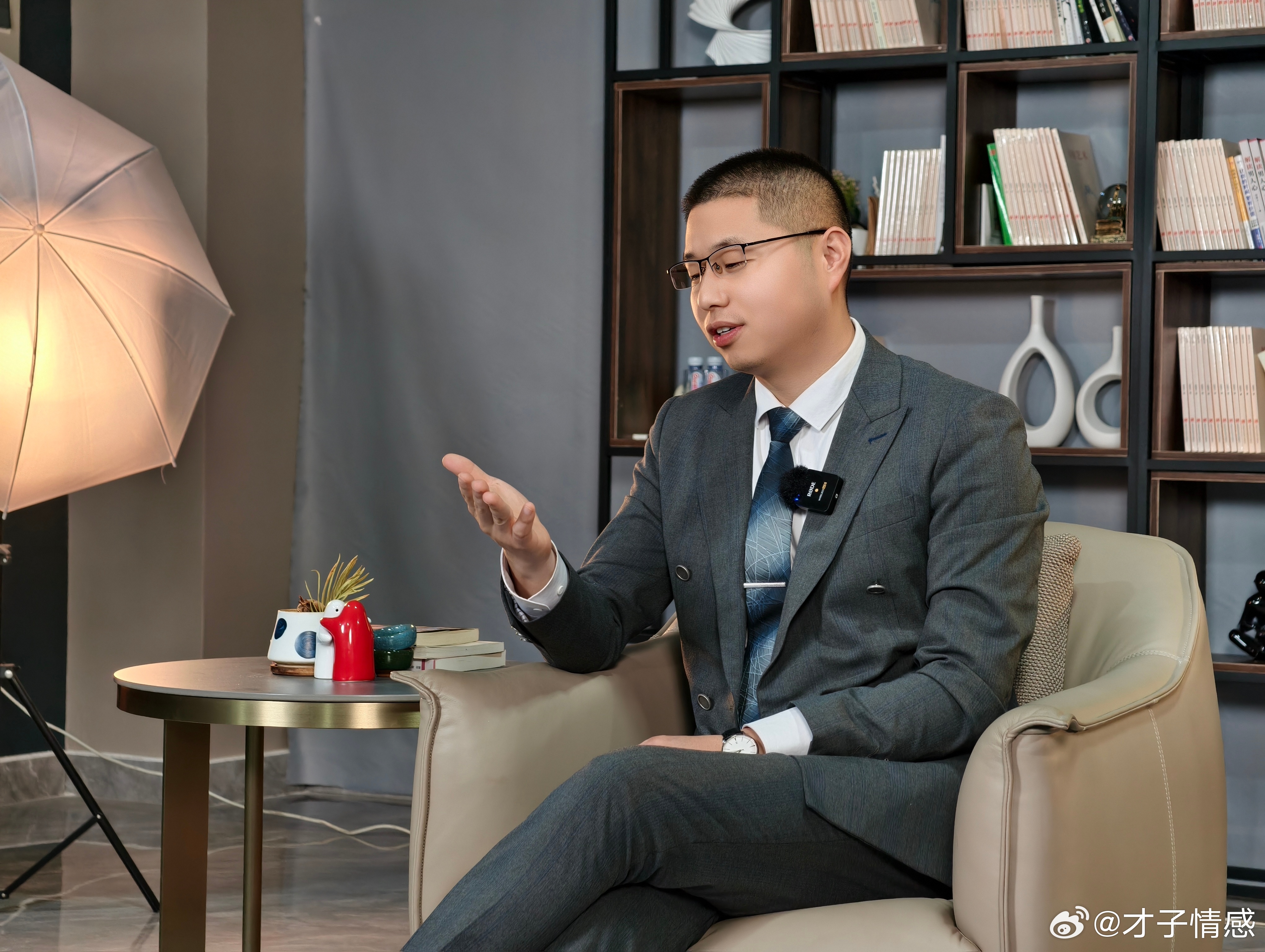 为什么有些女人，让男人不敢看轻？后台经常收到这样的私信：“老师，我每天上班累得喘