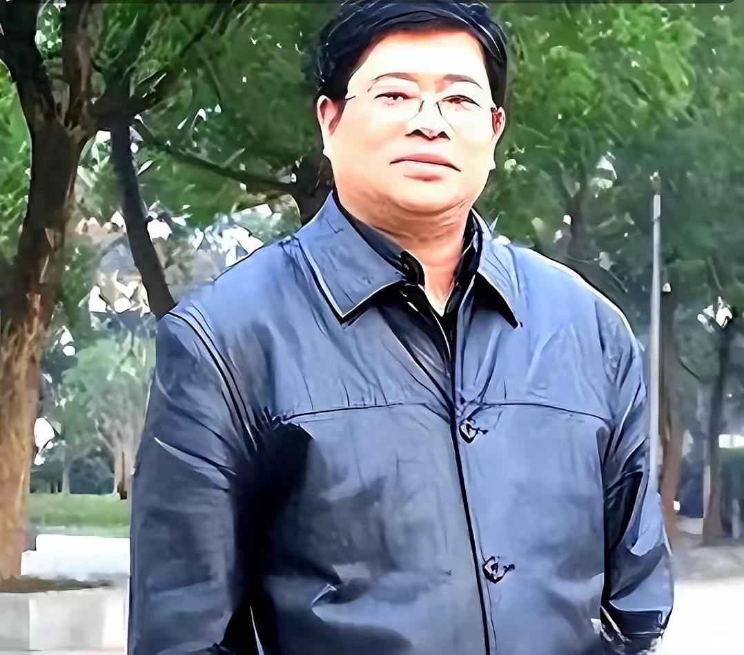 潜伏在台最长间谍李志豪，1998年揪出我军两名高级叛徒，后回香港以通俗易懂的语言