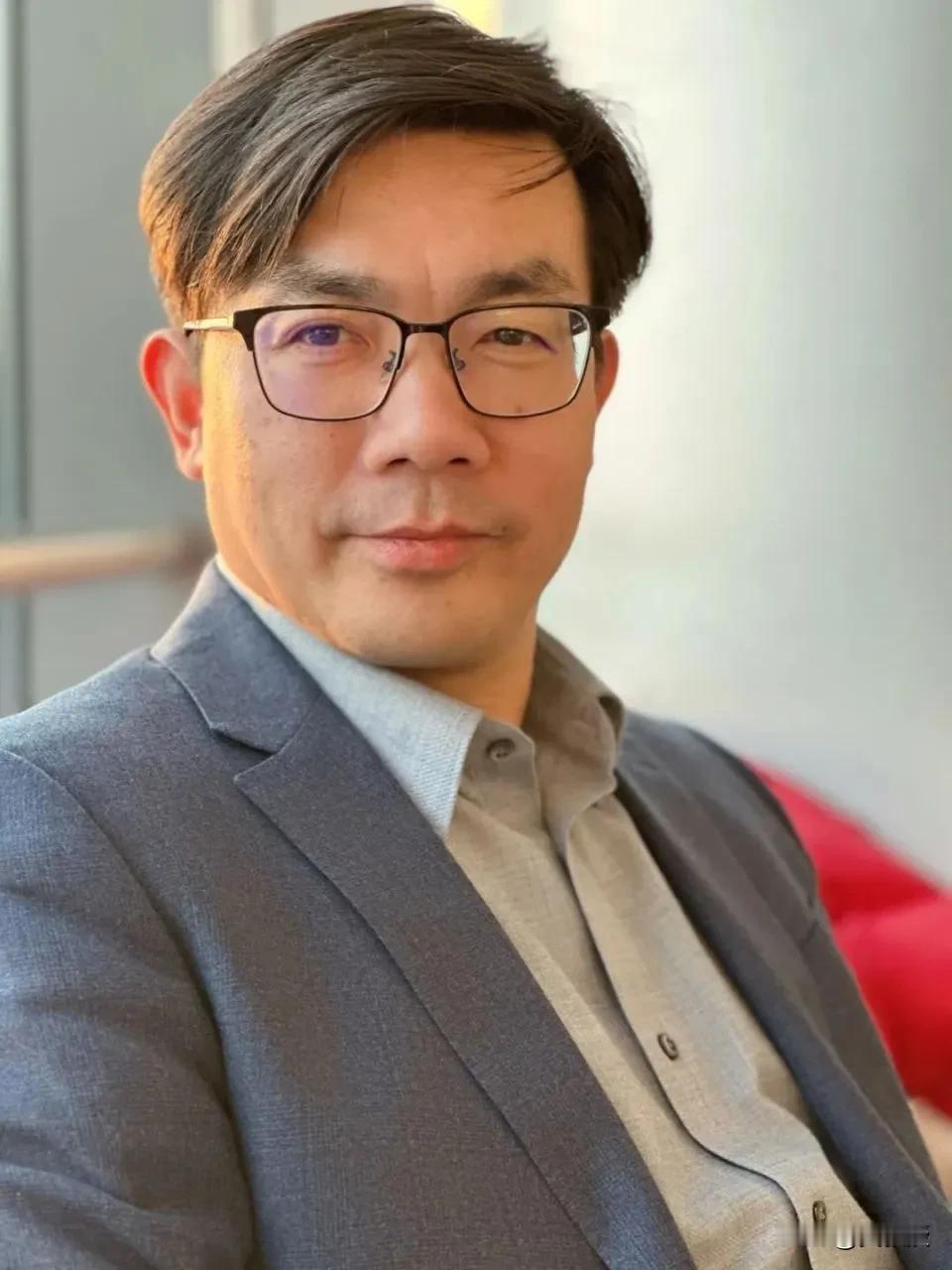 复旦大学著名教授包刚升：给学生更多自由的时间，就是对他们最好的帮助
一所大学，应