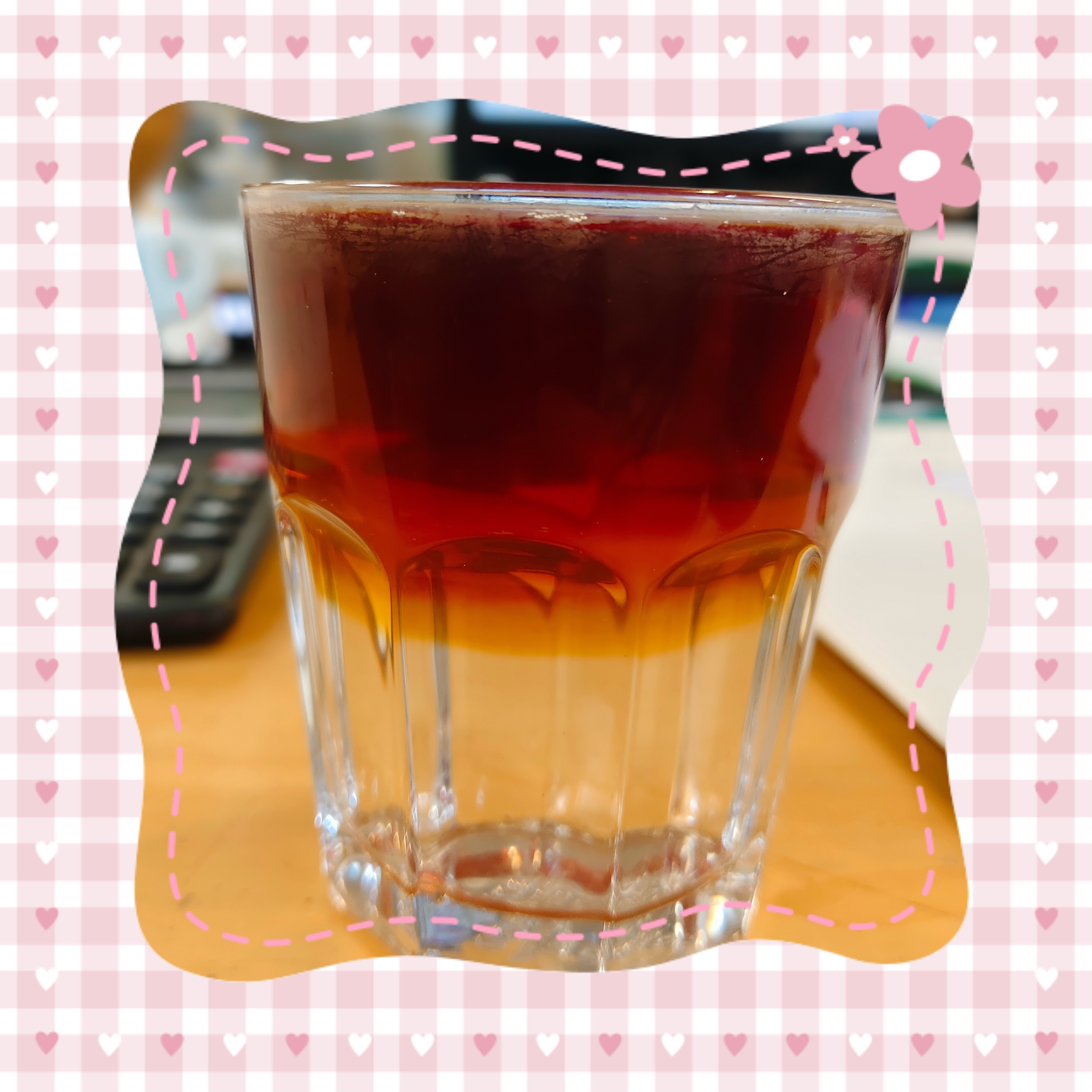 手冲加柠檬气泡水，就得用玻璃杯，美丽双层才能看到 