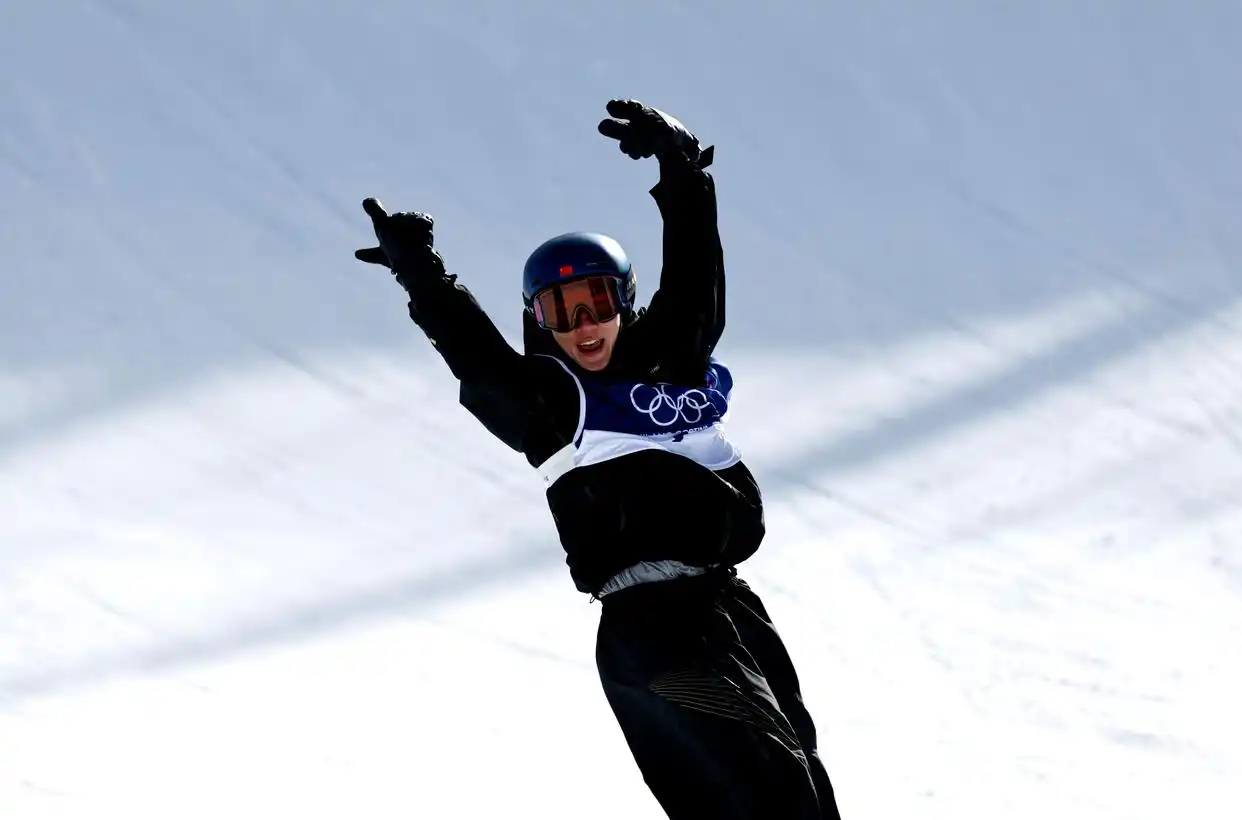 由于天气原因影响赛程安排，原定于北京时间2月18日19:30进行的米兰冬奥会单板