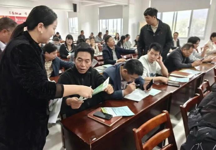 三门精准帮扶筑牢民生防线