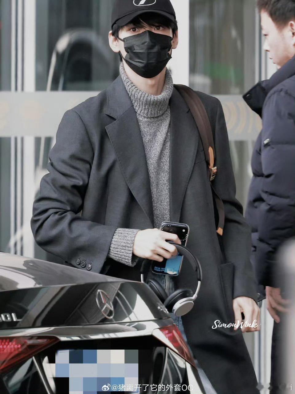 龚俊今日份机场路透，即将进组凤舞九天！！事业粉又幸福了吧！