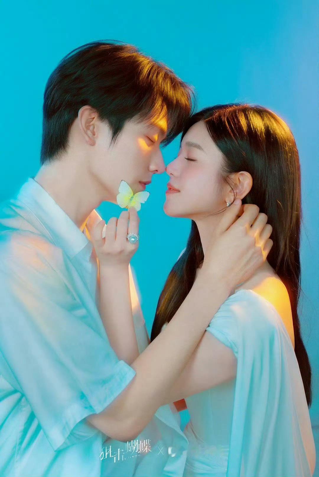 一口一个姐姐一步一个心机狙击蝴蝶这极致拉扯感直接戳中我心巴！戳中我心巴！重逢即高