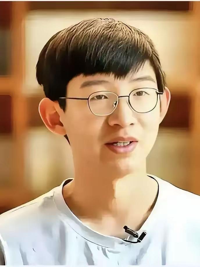 北大学霸刘嘉森语出惊人：
“你连游戏的瘾，
你都控制不了，
你还怎么控制你的人生