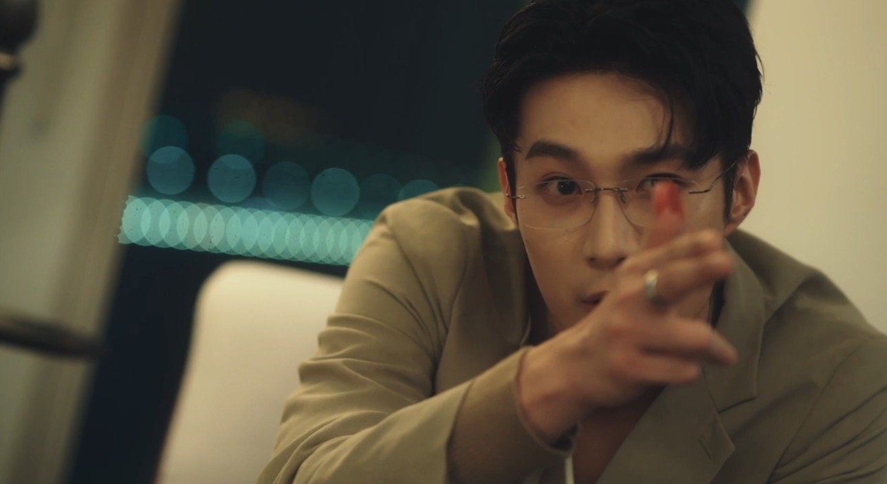 港城361 幸章力的对手戏有种安静的冲击力，不爆发却很戳人。幸卓辉把隐忍和坚持演