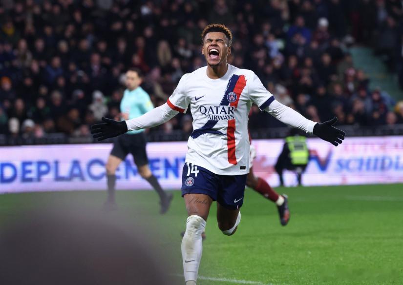 自去年夏天杜埃以5000万欧元从雷恩加盟巴黎圣日耳曼后，在他取得进球的17场各项