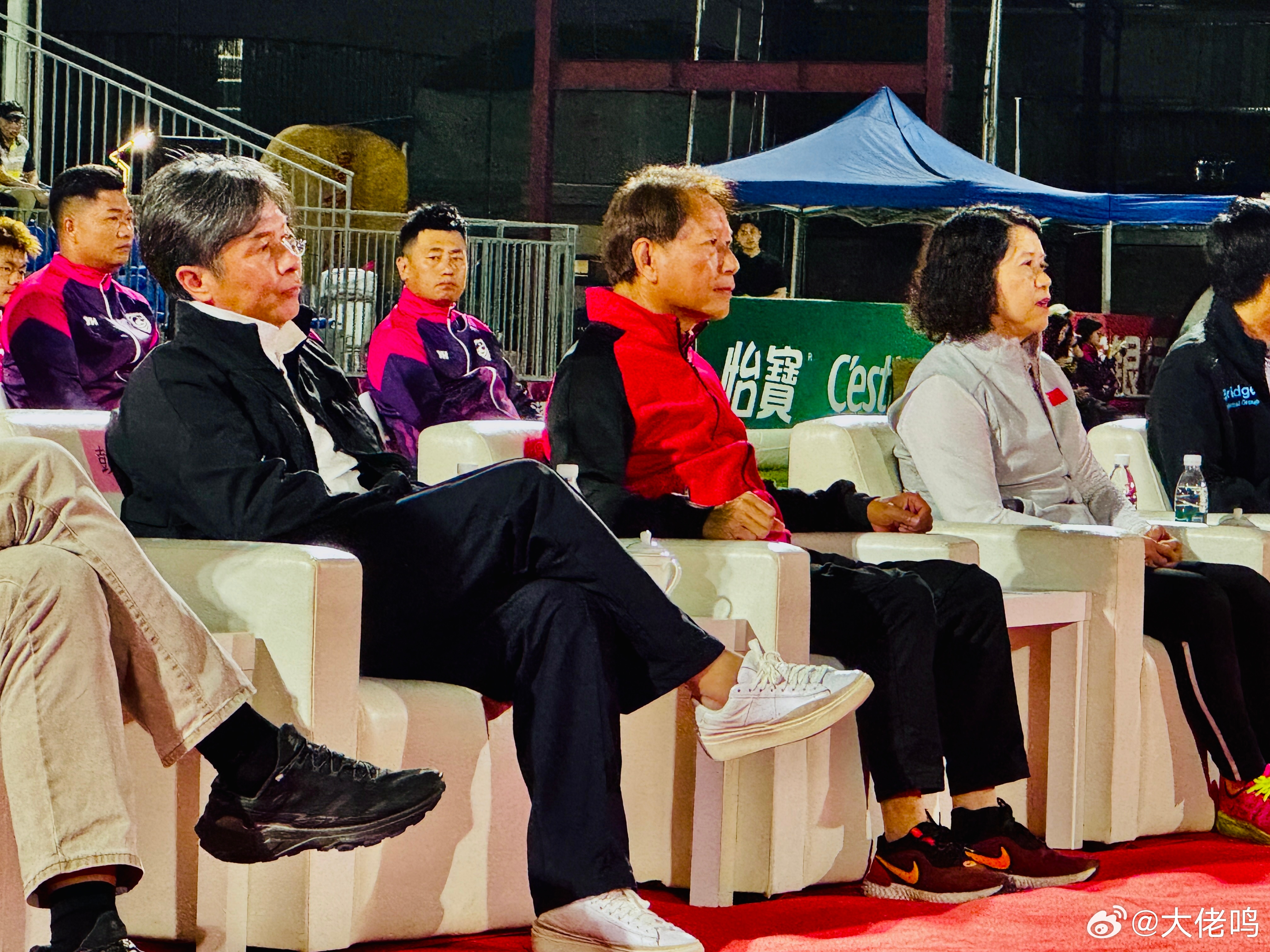 广州蒲公英足球俱乐部新赛季正式起航，鸣聊体育 全程参与报道，感慨良多：出征仪式有