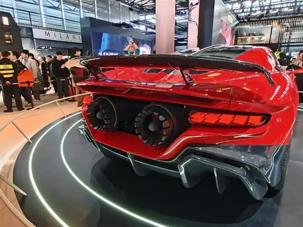 追觅发布固态电池 不光发布了，而且今年就能小批量交付，明年开始大规模量产上市。首