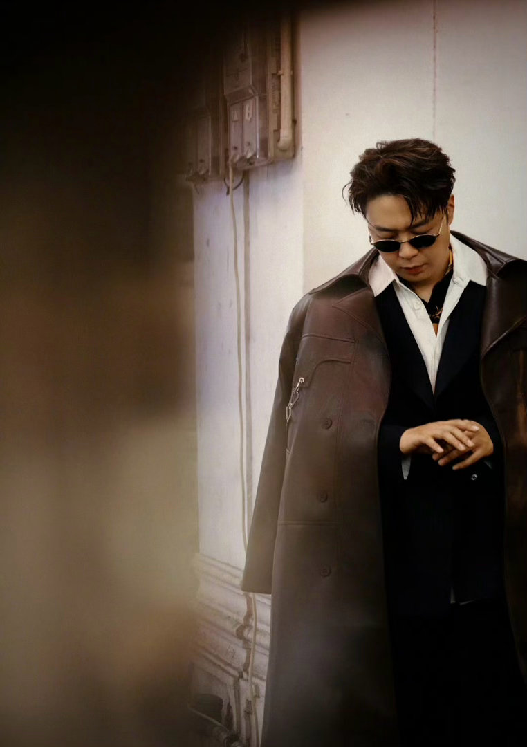 杜海涛为了省钱不开暖气 吴昕脱口秀爆笑爆料：去杜海涛家录节目，大冬天不开暖气，主