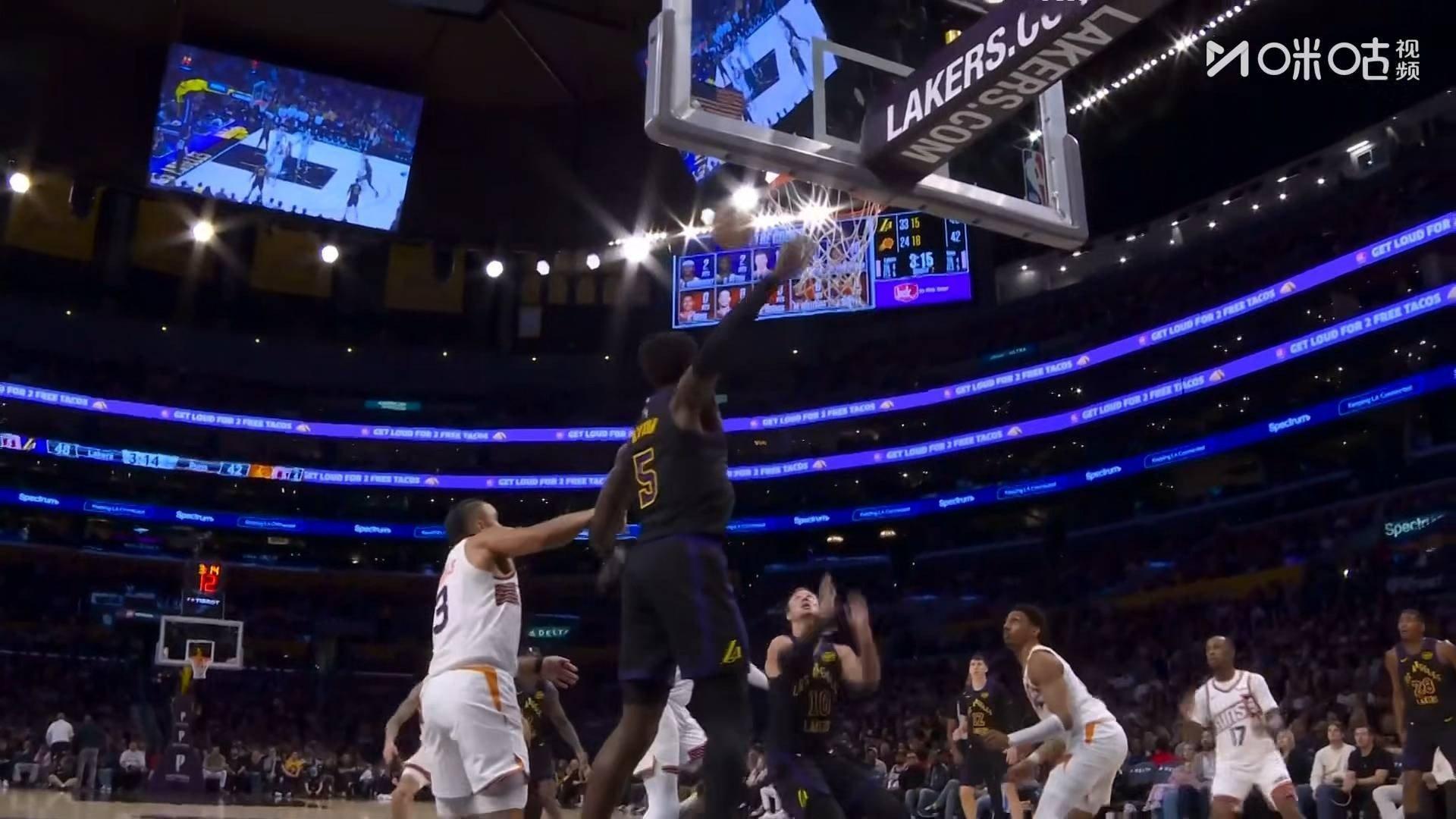 干哈呢狄龙直接给拉下来啊？完了还不吹 