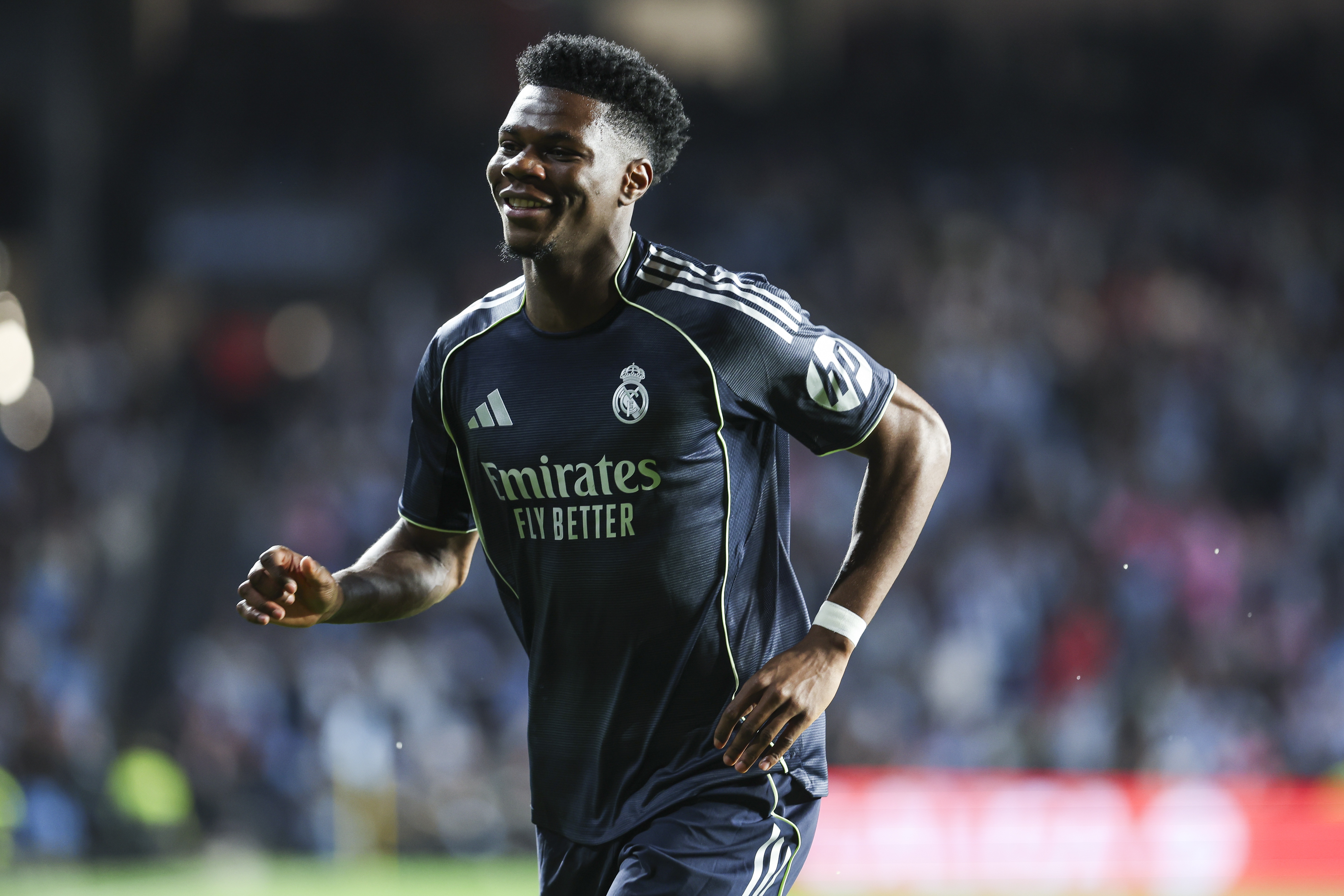 巴特：曼联应该尝试签下琼阿梅尼，他可以顶替卡塞米罗离开的空缺