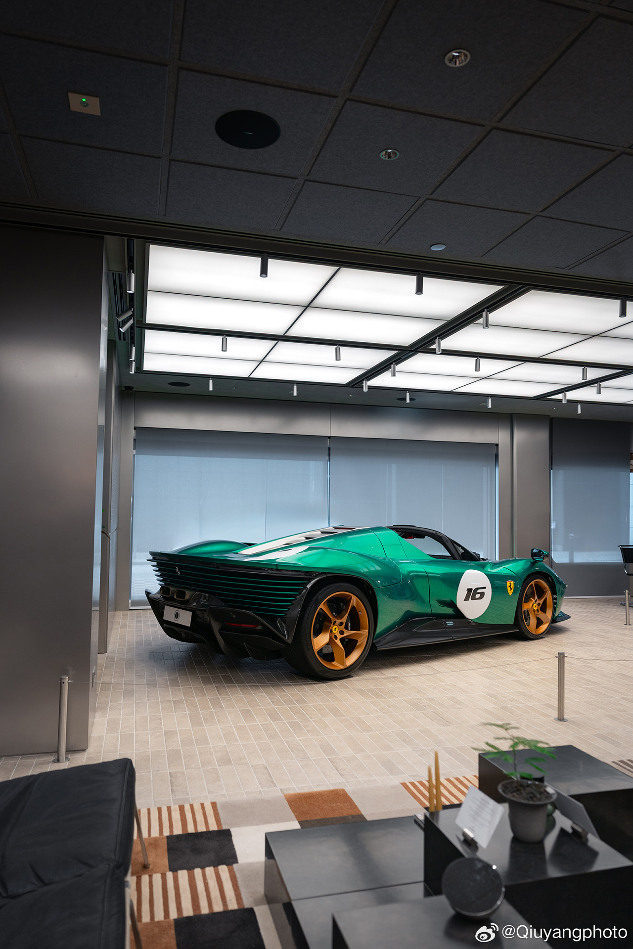 Green Jewel Ferrari Daytona SP3 cars01豪车