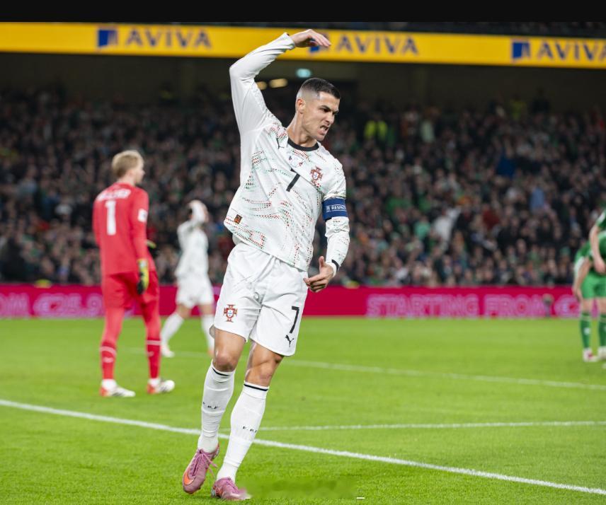 总裁将参加世界杯首战！周三，葡萄牙足协主席佩德罗·普罗恩萨在接受采访时表示，C罗