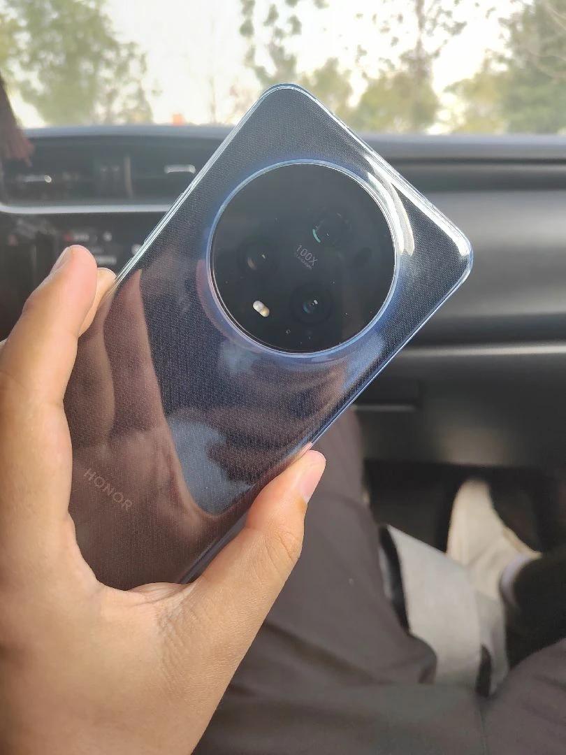 给大家说说14pm换荣耀Magic5 Pro的感受，给大家一些换机参考！

1、