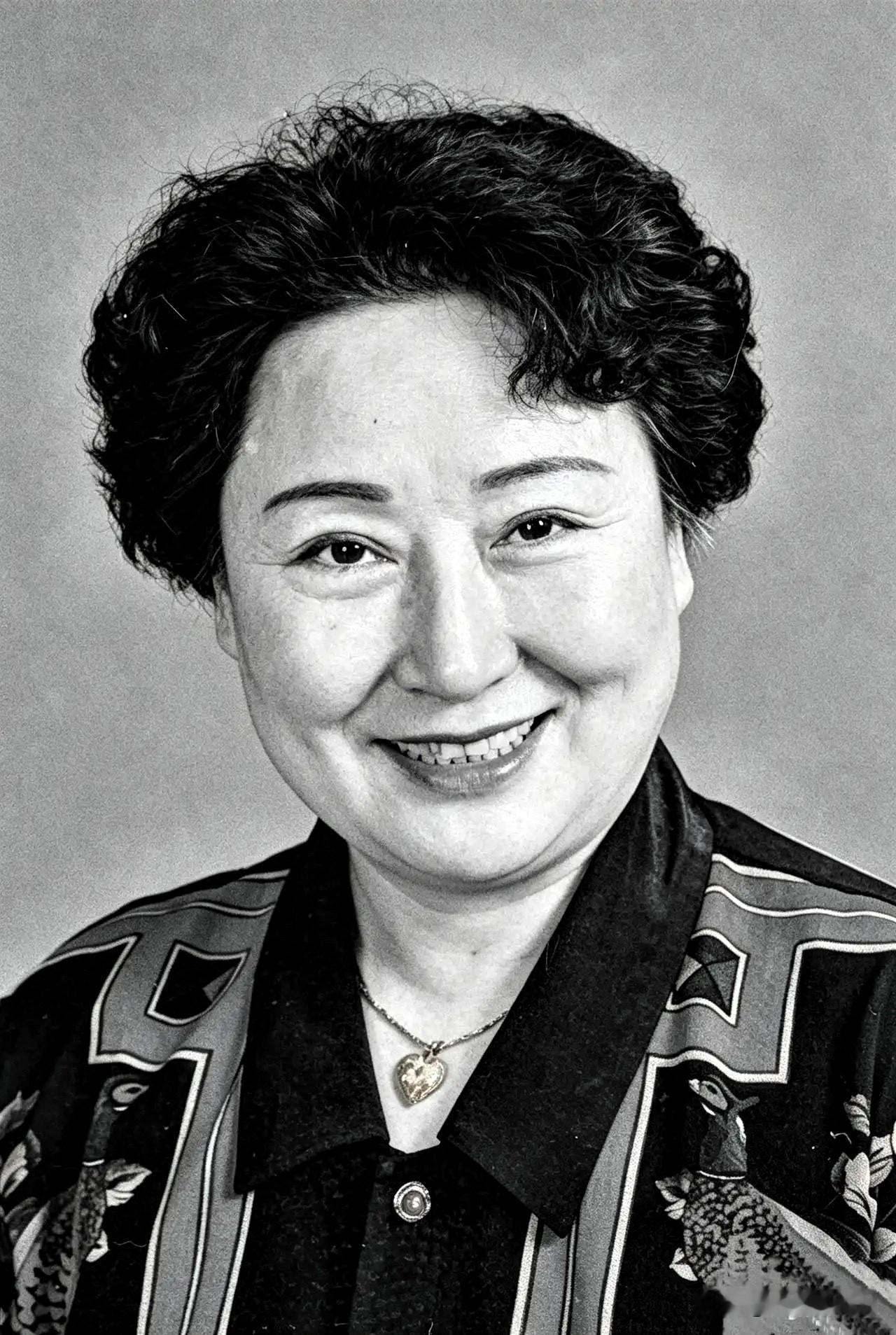 李爱琴去世了，
看到她的死因，我破防了，
她不是死于贫穷，而是因为我们谁都难以躲