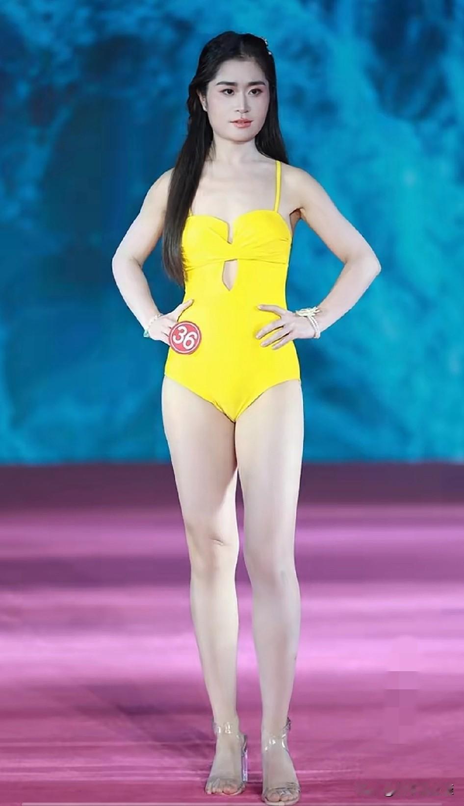 全球“中华小姐”辽宁冠军——张倩没有科技与狠活！

头条上说她得冠军完全是因为“