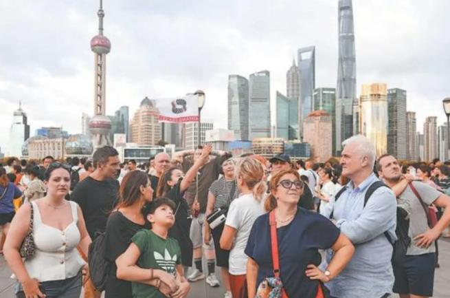 最近，美媒说了句大实话。
美国《当代事务》杂志刊出一篇文章，标题直白得有点出人意