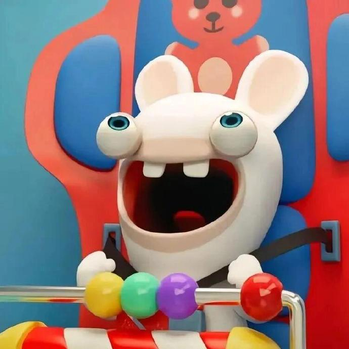 “ 爱永远不是垃圾，糟蹋爱的人才是。” 