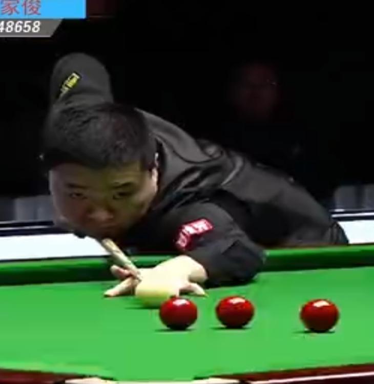 苏州斯诺克大师邀请赛
赵心童5：3逆转亨得利，
傅家俊5：4胜丁俊晖，
虽然皇帝