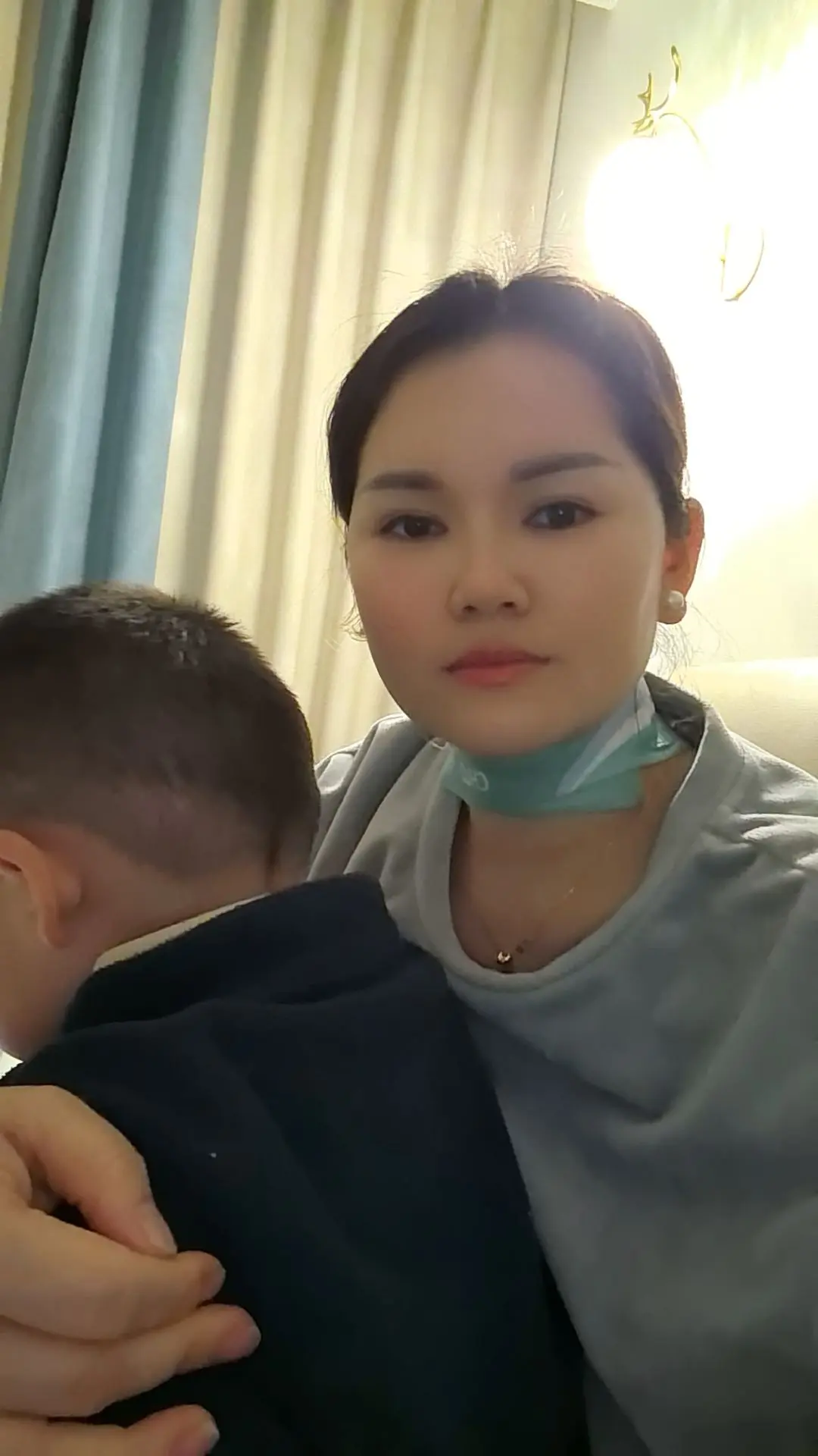 真的害怕有一天倒下，没人照顾我孩子。我没有病，我心里有病，我现在每天都...