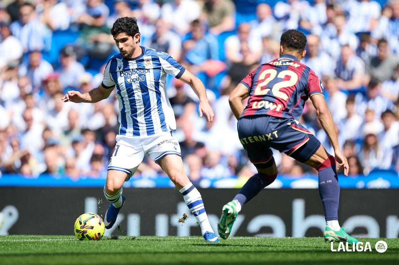 全场|皇家社会 2-0 莱万特

11' 奥亚萨瓦尔的射门击中立柱。
⚽️30'