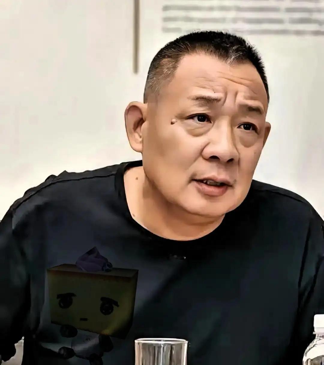 胖东来老板于东来说，以后新招的叫“学员”，签约四年后，到期不续，推入社会上用。