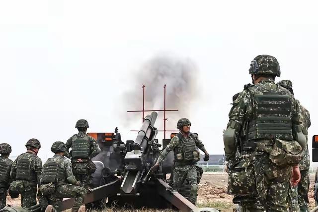 ​6月20日清晨，一觉醒来，从美国得克萨斯州拉克兰空军基地传来重磅消息。

在该
