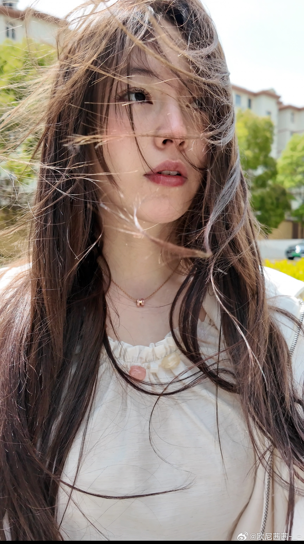 上海的妖风～我去彩排咯，晚上18.00点绝影的直播间见咯今天cos主持人欧尼茜茜