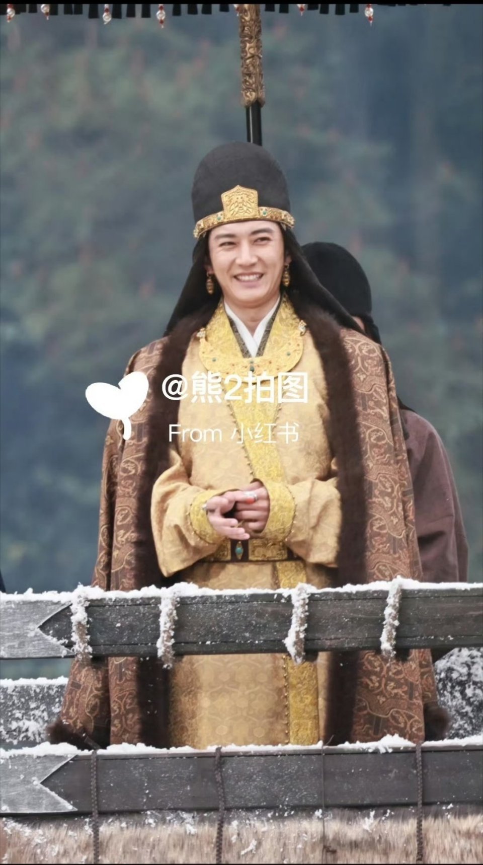 爱笑的男孩褶子都不会少