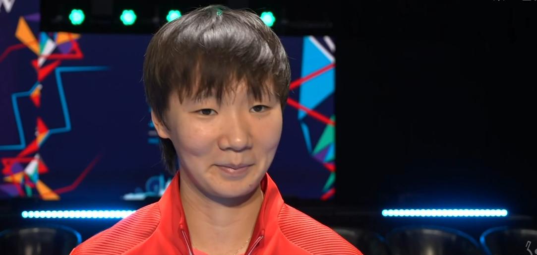 曼昱这姑娘太实在了，一说“瞎话”就笑场，心里根本藏不住事，

国乒3-0战胜罗马