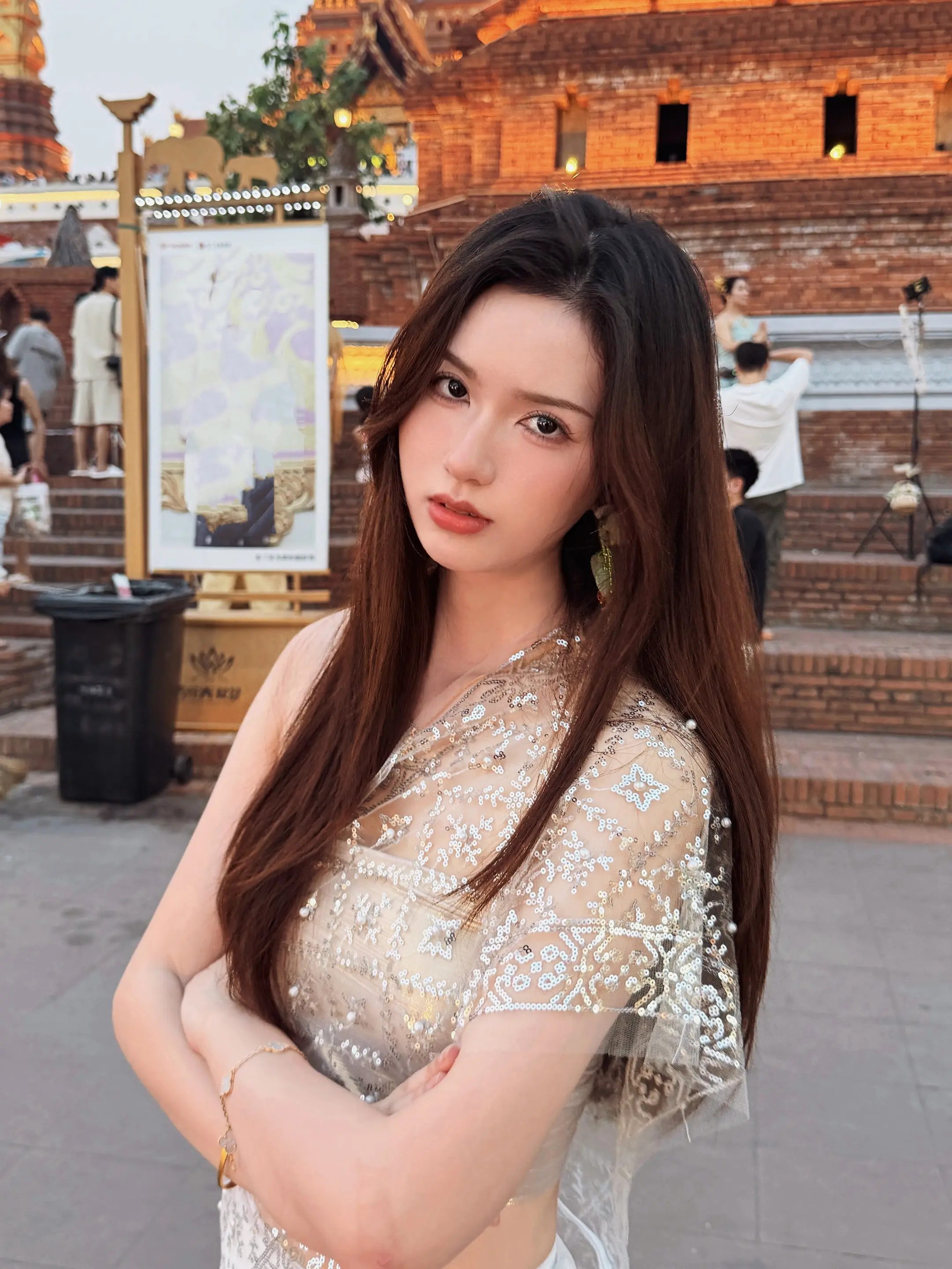 都喜欢冷脸萌 那我们冷脸凶怎么办