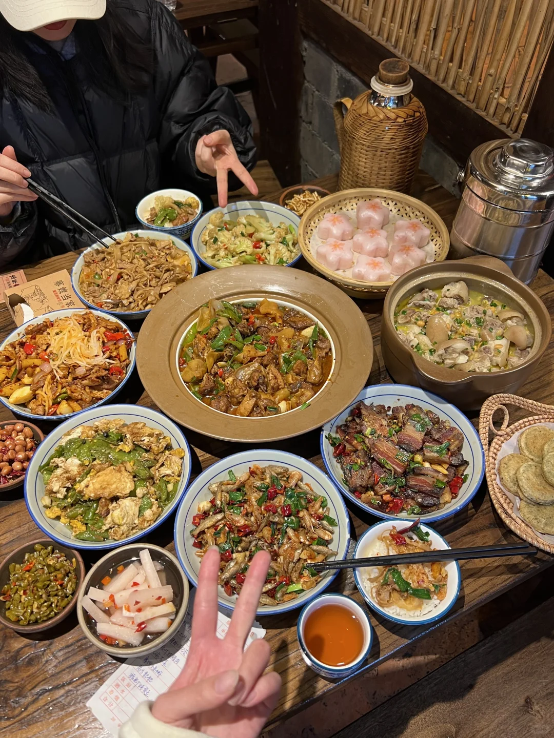 张家界！下高铁第一站好吃到晕厥🥹🥹。。。