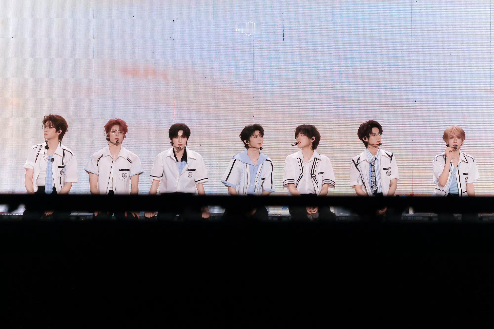 时代少年团🍿时代少年团 五载共振筑星河🍿时代少年团三时有声微风轻拂，阳光微暖