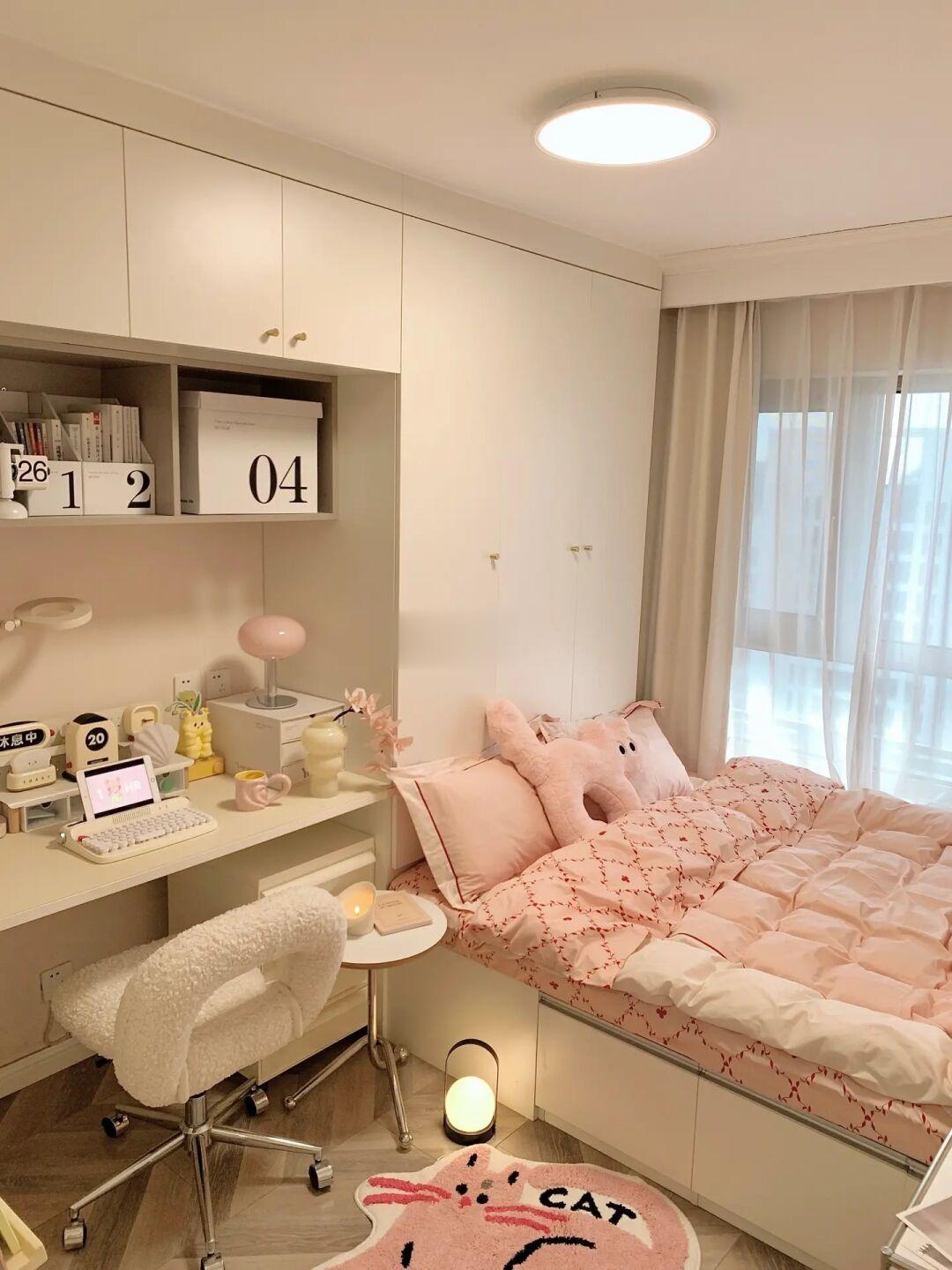 9㎡奶油粉💗榻榻米书房我好爱～