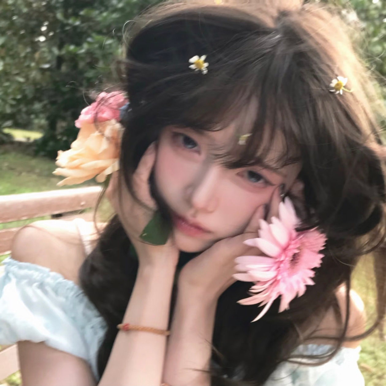 WeChat头像系列女生头像｜九宫格｜设计美学｜ins风｜俏皮｜唯美风｜阳光｜韩