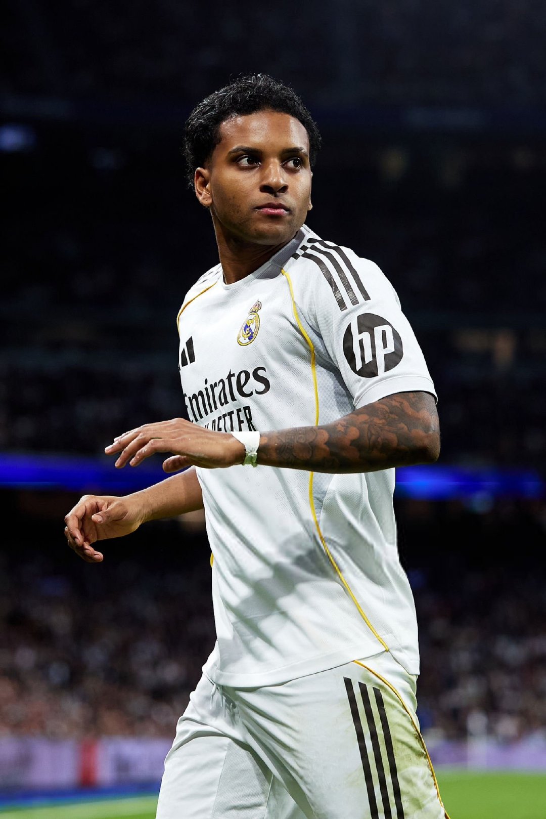 皇马对阵瓦伦西亚的比赛：❌ 威尼修斯（停赛）❌ 贝林厄姆（伤缺）❌ 米利唐（伤缺