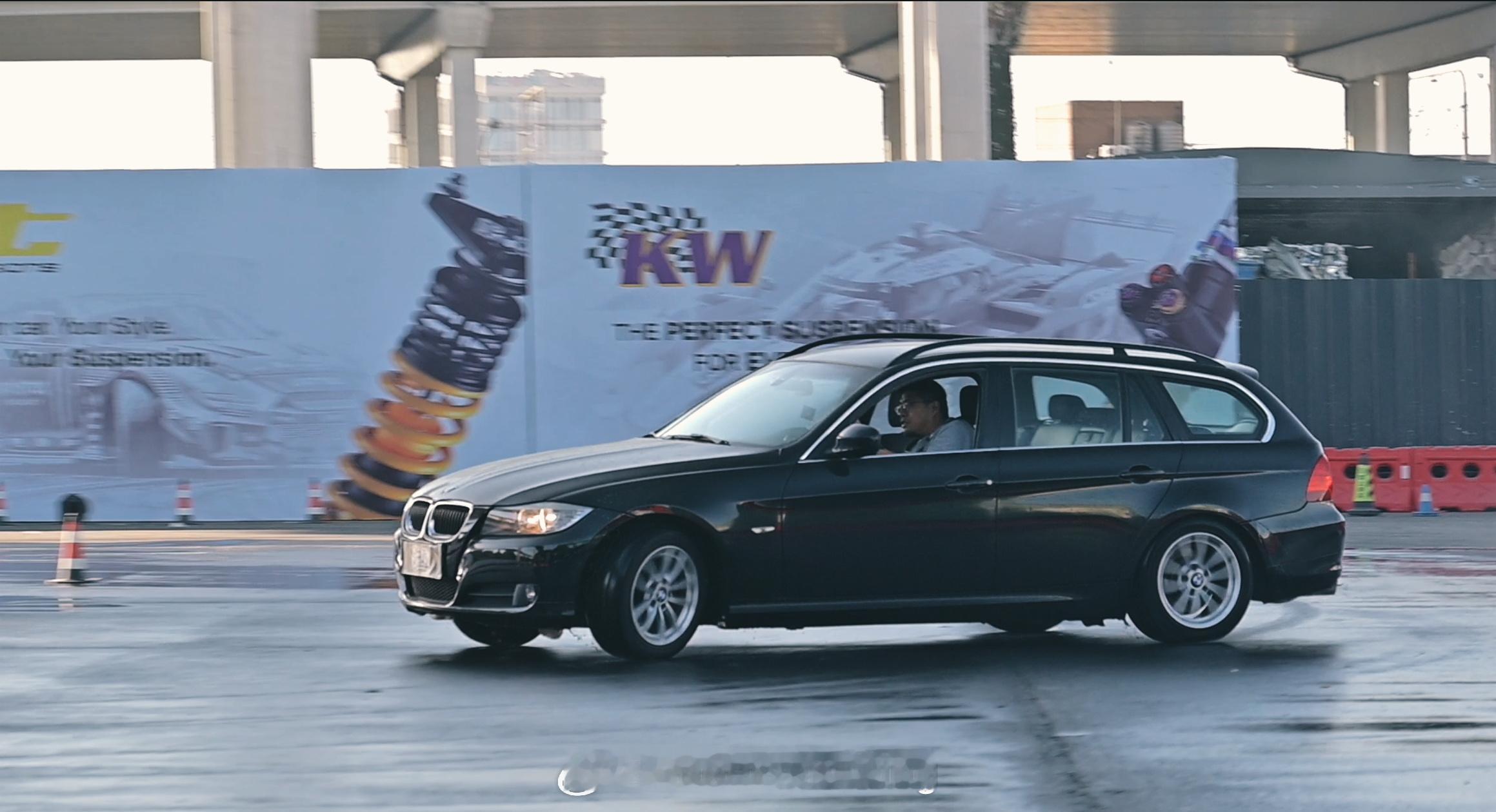 第一次开自己的后驱车去漂移，100多马力还没有LSD的老轱辘棒子能在我的瞎折腾之