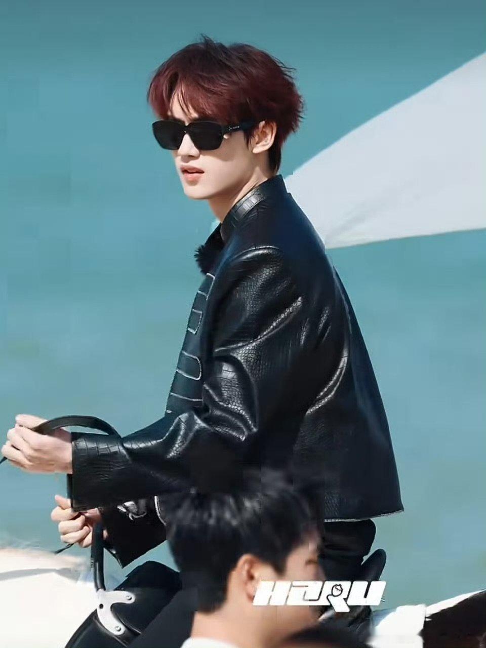 丁程鑫仰头这一下你好星期六你好星期六全员团建路透 谁被丁程鑫圈粉了，会控马又温柔