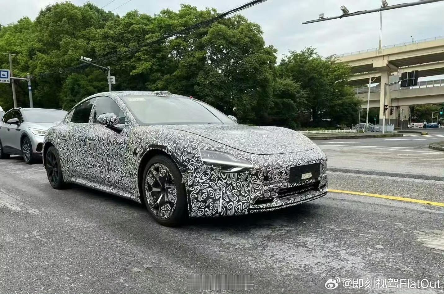 小米SU7改款涨价近1万有一说一，如果是真的升级那么多配置，涨价1万的情况，还是