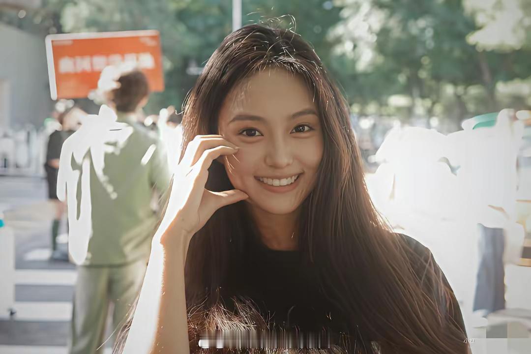 北京电影学院开学可比港姐好看多了！ 