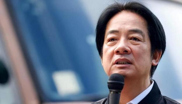 台海出现变数，解放军接到消息，美两方势力冒头，赖清德卖台祸台。台海局势出现新的变