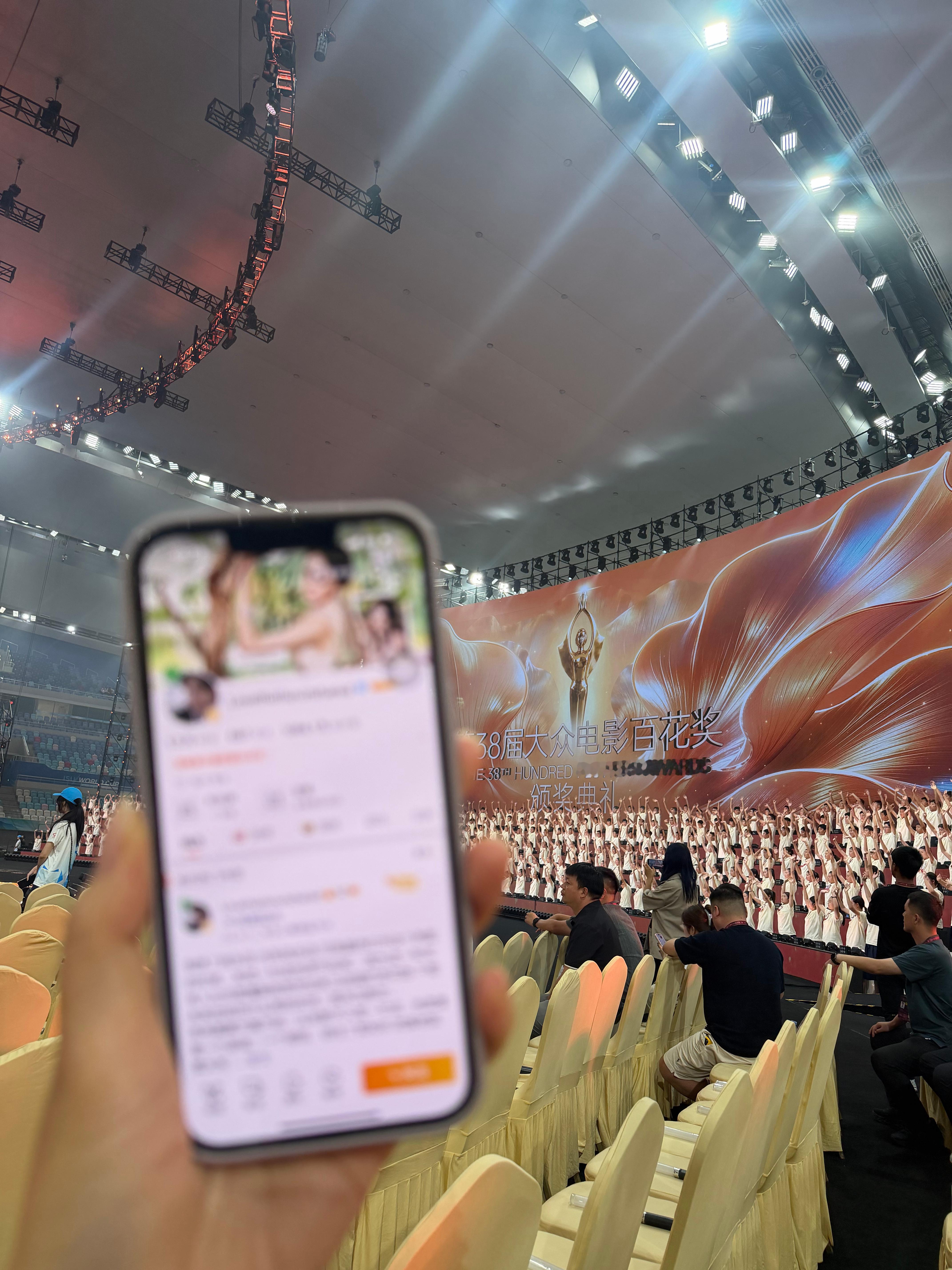 滴滴滴打卡 杨幂真的好美 杨幂五穿祖海高定 杨幂美貌比钻石更闪耀