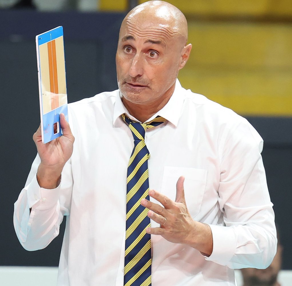 马塞洛·阿邦丹扎最有可能成为保加利亚女排新任主教练！伊万·佩特科夫和拉多·阿尔索