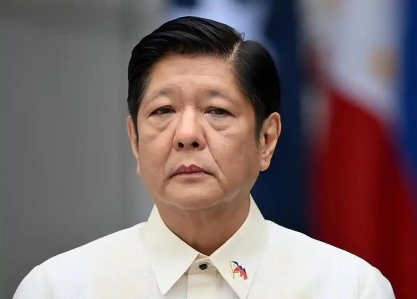 菲律宾做梦都想不到，一张海图递到联合国，24小时帮中国干成了十年没做成的事。
