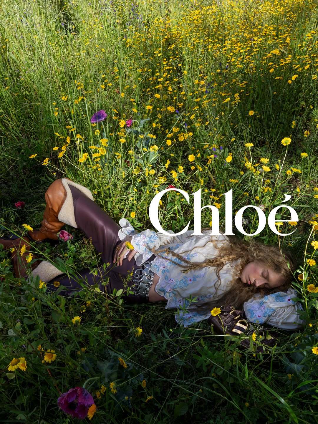 Chloé Winter 2026 campaign摄影：Inez & Vino