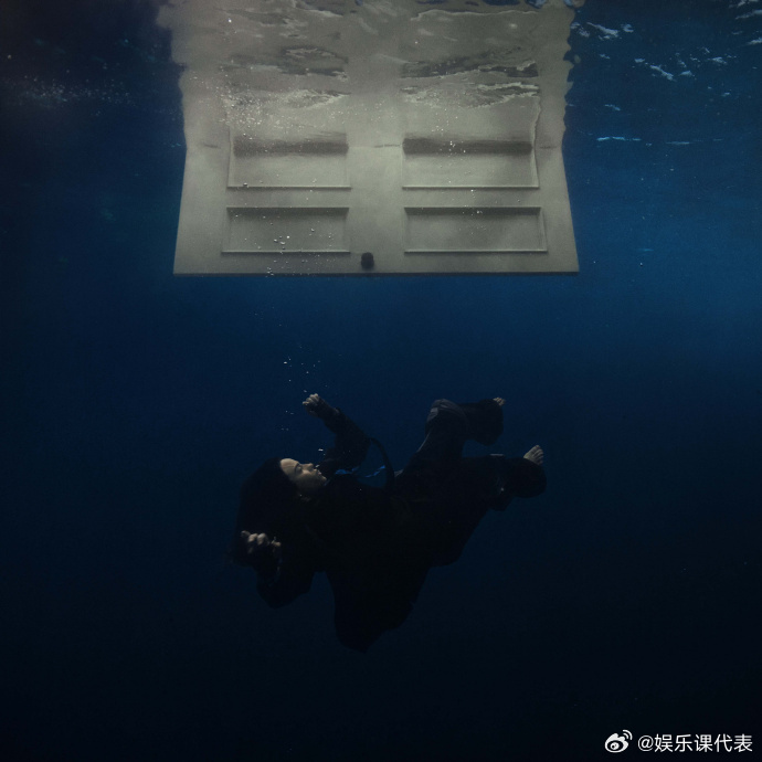 碧梨新专辑又破新纪录 碧梨Billie Eilish新专辑《HIT ME HAR